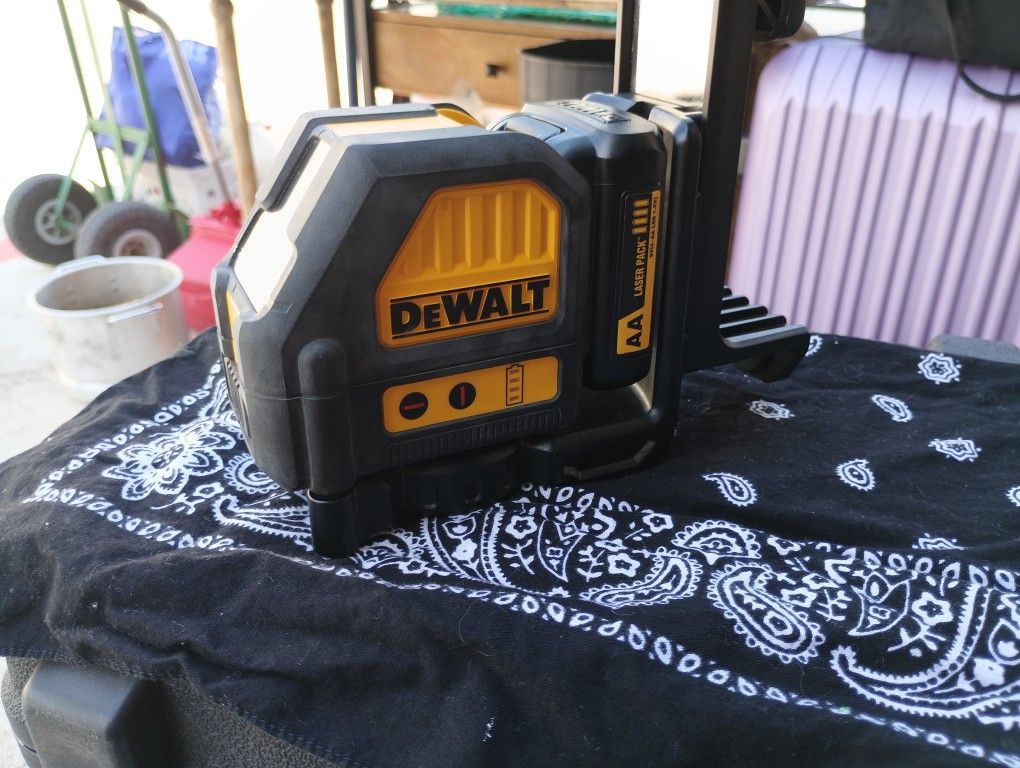 DEWALT RED LINE LASER (DW088LR)