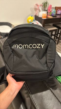Brand new mom cozy carrier and used angel care bathtub