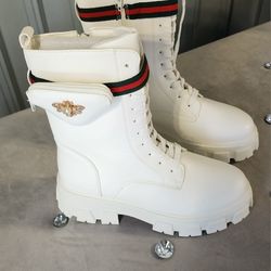 Boots Size 8 /2