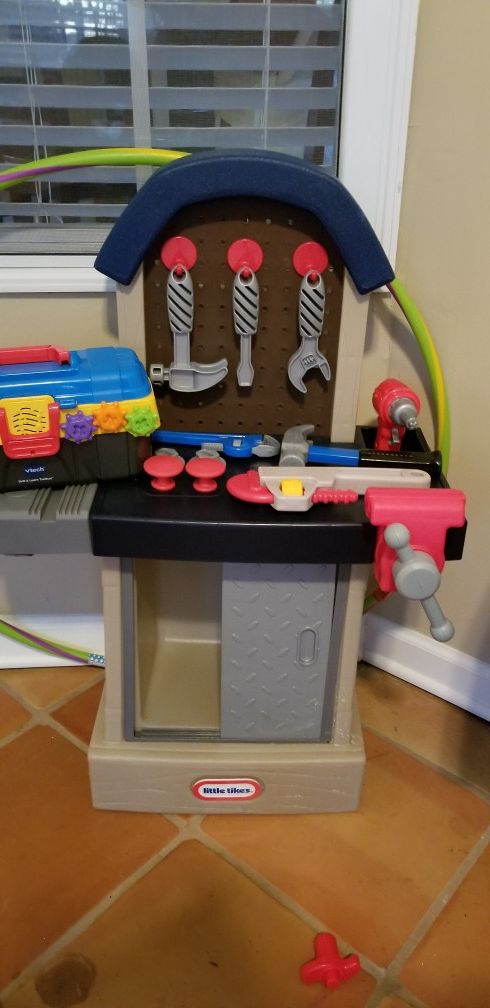Kids toy tool bench