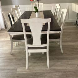 Dinning Set For Sell  