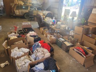 FREE grage sale stuff  !!!