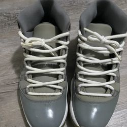 Jordan 11 Cool Grey Size 7.5 