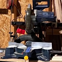 GMC Dual Bevel Sliding Miter Saw