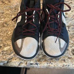 Air Jordan shoes size 9 only wore a couple times