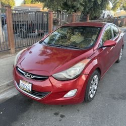 2012 Hyundai Elantra 