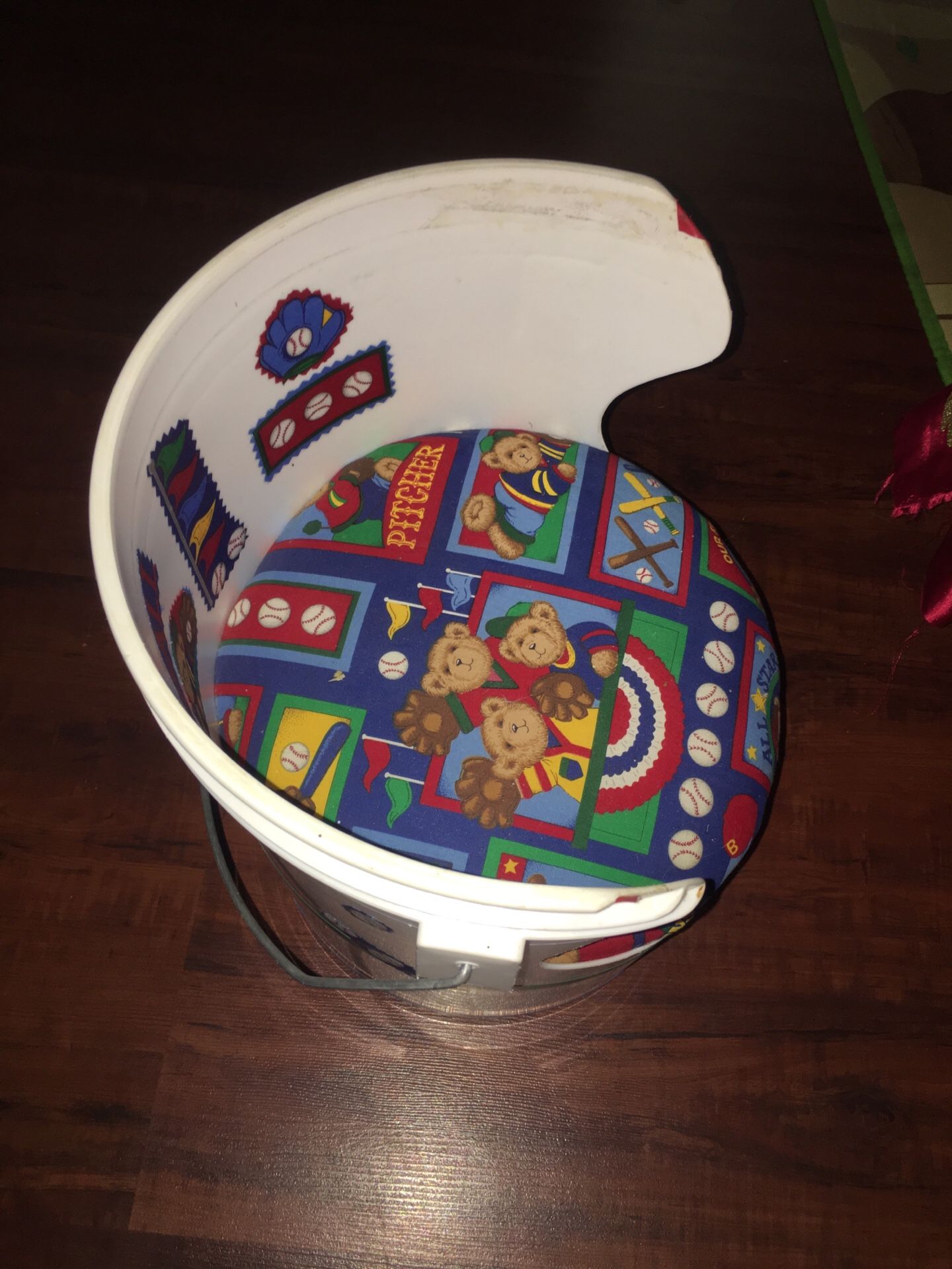 Kids new learning seat for toddlers very comfy and cute