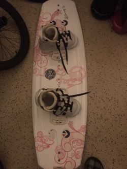 Liquid force star 124 wakeboard