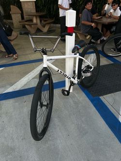 Street co