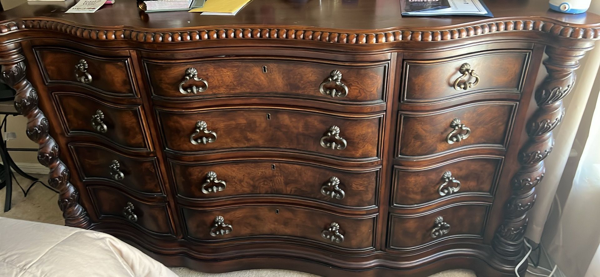 Dresser w/mirror and Nightstand 