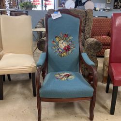 Accent chair