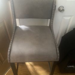 2-BEAUTIFUL NEW BAR STOOLS FOR SALE