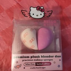 New Hello Kitty Makeup Sponges 🩷$12