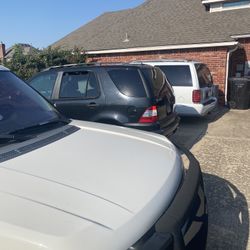 Range Rover, Mercedes, Lincoln Navigator 