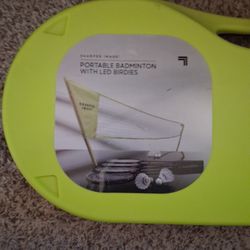 NWT Portable Badminton With Led Birdies 