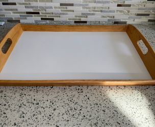 Serving tray
