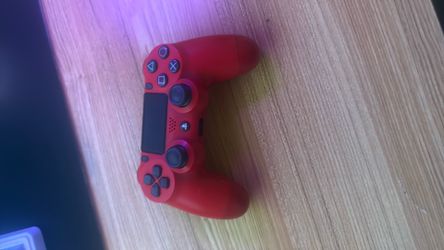 PS4 red controller