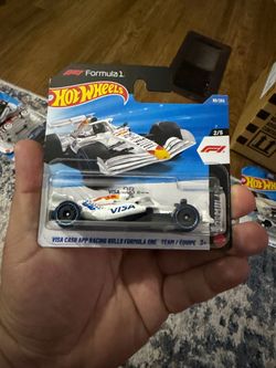 Hotwheels VISA CASH APP RACING BULLS FORMULA 1 $3