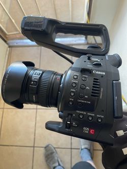 Canon EOS C100 Cinema Camera with Lens