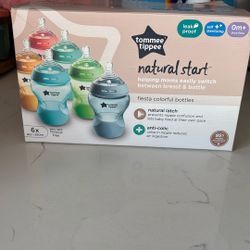 Tommee Tippee Natural Start Baby Bottle Set