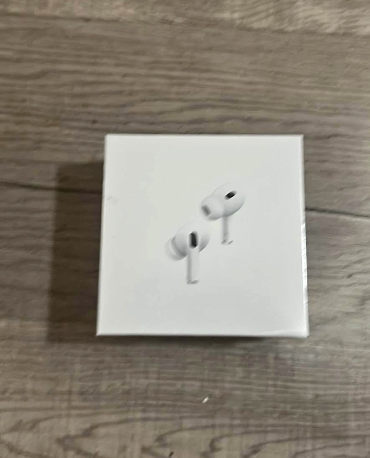 Apple AirpodsPro (2nd generation) with MagSafe Charging Case