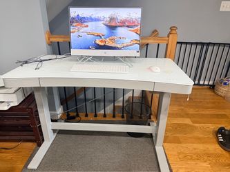 Tresanti Geller 47" electric adjustable-height desk from Costco