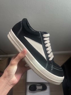 (Size 10)Rick’s