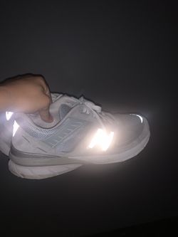 New Balance 990v5