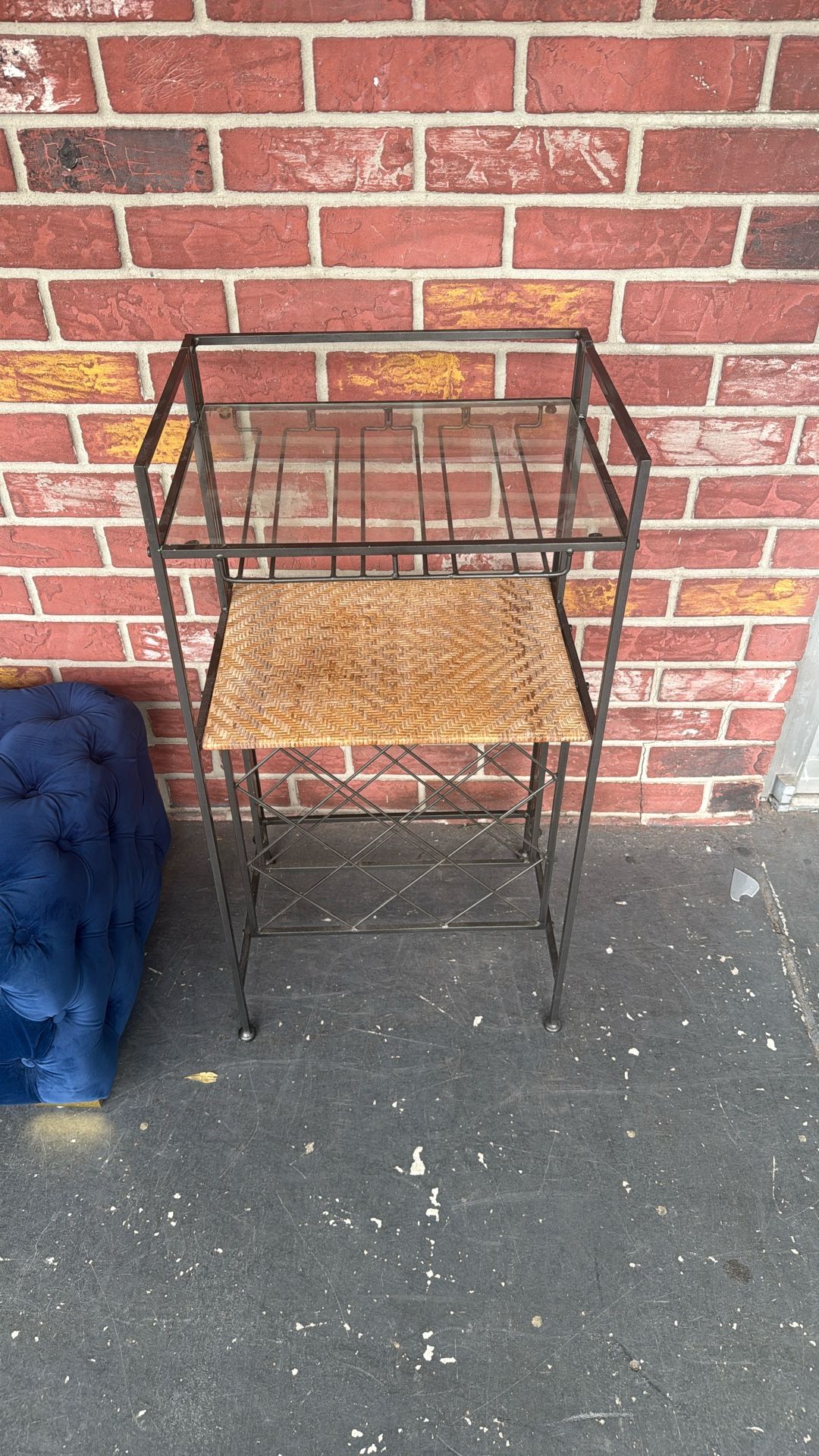 Mini Bar
