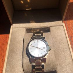Burberry gold watch