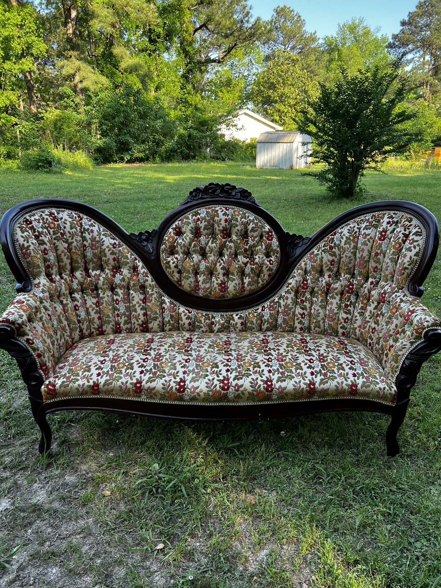 Vintage Victorian Style Couch (Settee) And 2 Chairs