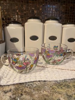 BEAUTIFUL CUPS