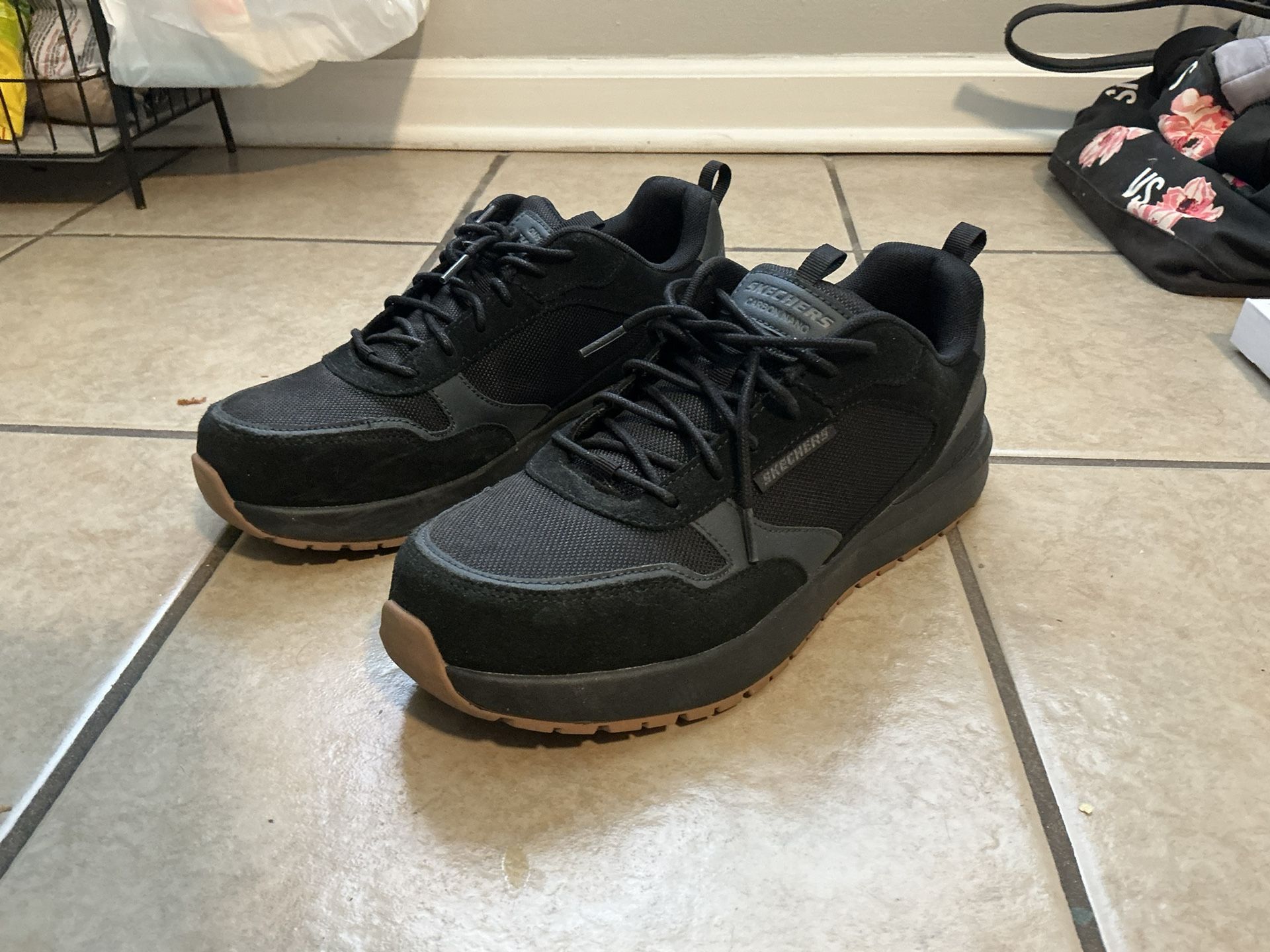 Sketchers, Steel Toe, slip resistant Work Shoes Size 10