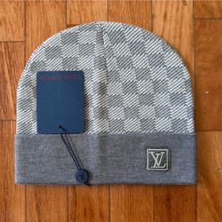 CC. Beanie Light Gray