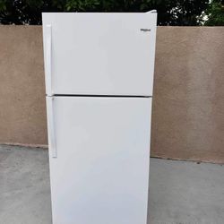 Whirlpool Refrigerator 18cu Ft 30x30x66