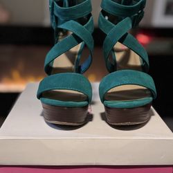 Emerald/Brown Wedges 