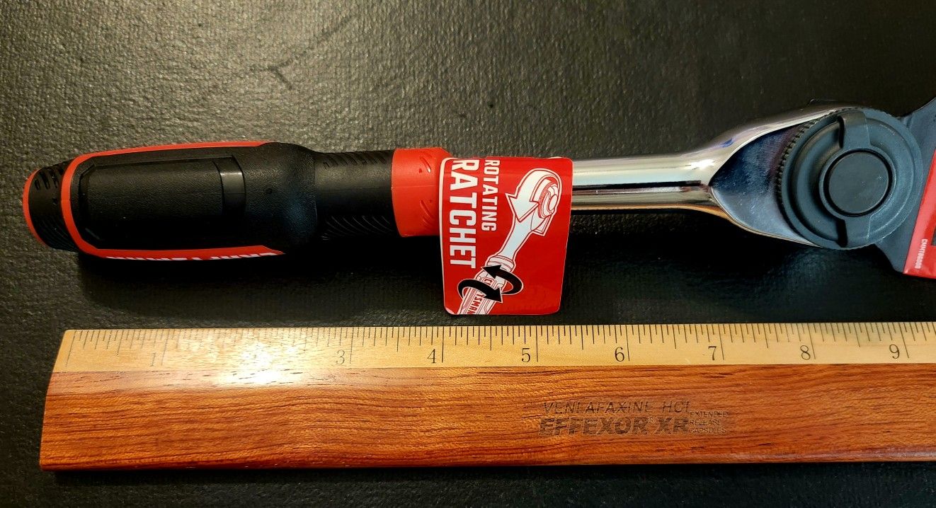 Craftsman Rotator Rachet 3/8" Rotator Handle CMMT86000.  Very Unique Design  