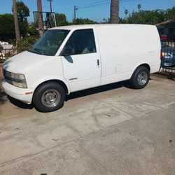 Chevy ASTRO Van