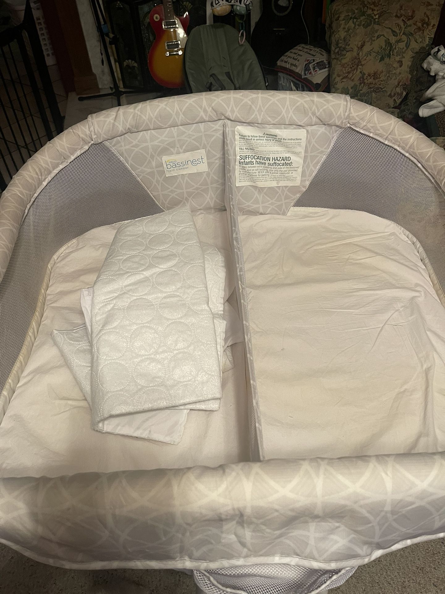 Halo Twin Bassinet