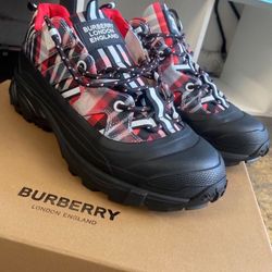 Burberry Sneakers 