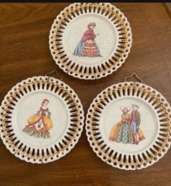 Set of 3 Decorative Porcelain Wall Plates