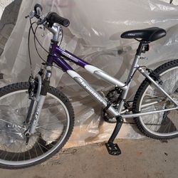 26" Iron Horse Mountain Bike **READ DESCRIPTION**