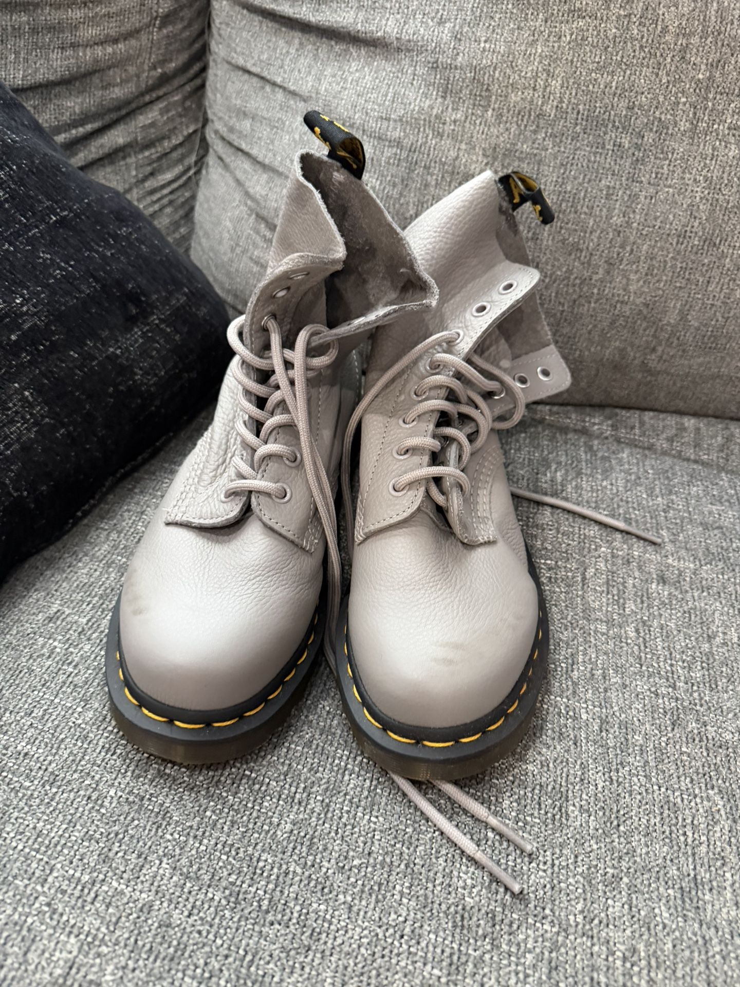 Dr Martens Grey Virginia