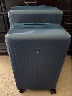 TravelPro MaxLite Air Luggage Set