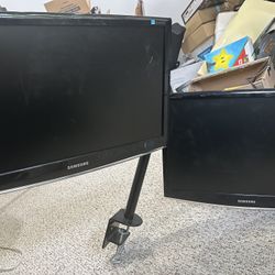 Double Samsung monitors 
