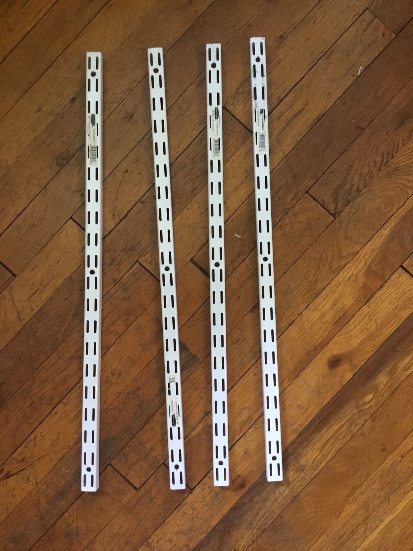 25” Twin Track Upright Bookshelf Rails - Rubbermaid (4)