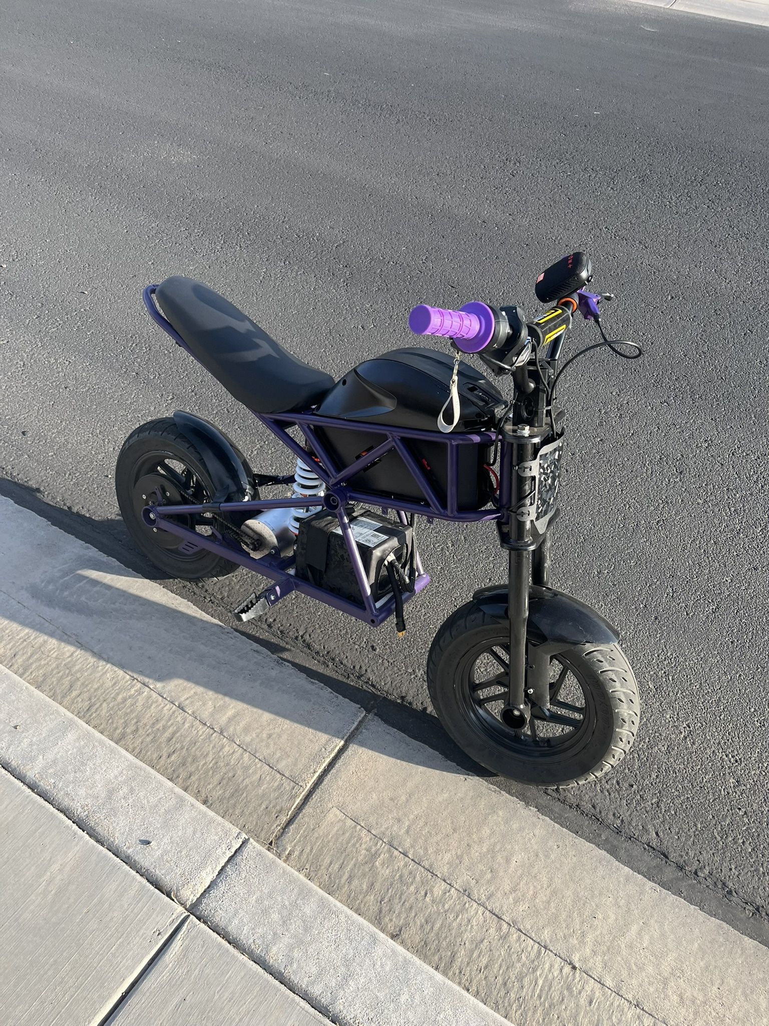 Modded Razor Rsf 650 (Broken Read Description) for Sale in Peoria, AZ ...