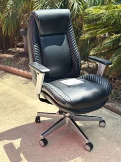Serta icomfort manager chair