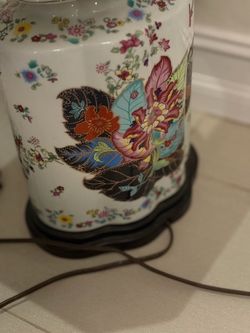 Vintage Chinoiserie Floral Porcelain Table Lamp with Matching Finial