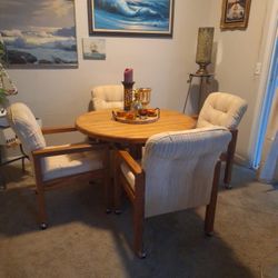 Dining Room Table With Four Chairs On Wheels